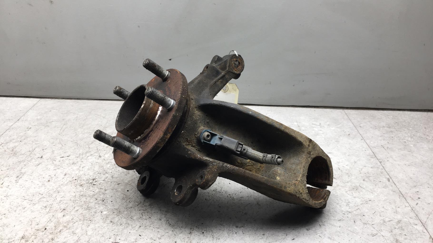 Fusee avant droit FORD C-MAX 1 PHASE 2 Diesel - 1