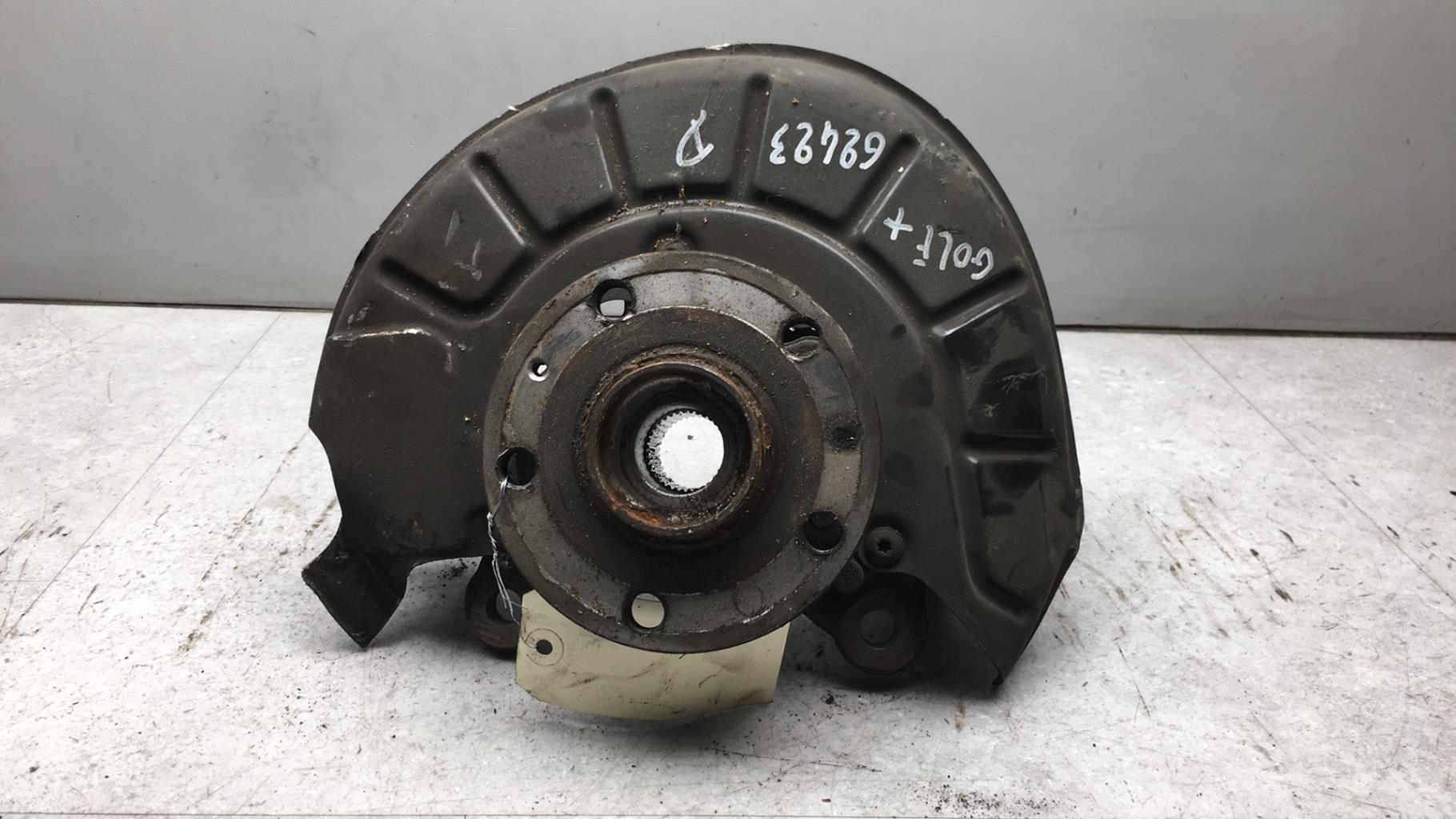 Fusee avant droit VOLKSWAGEN GOLF PLUS PHASE 1 Diesel - 1