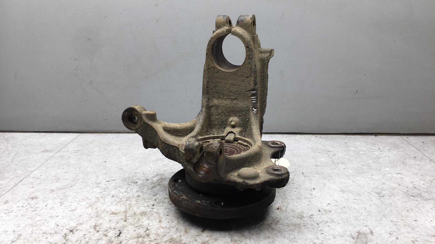 Fusee avant gauche CITROEN DS3 PHASE 1 Diesel - 1