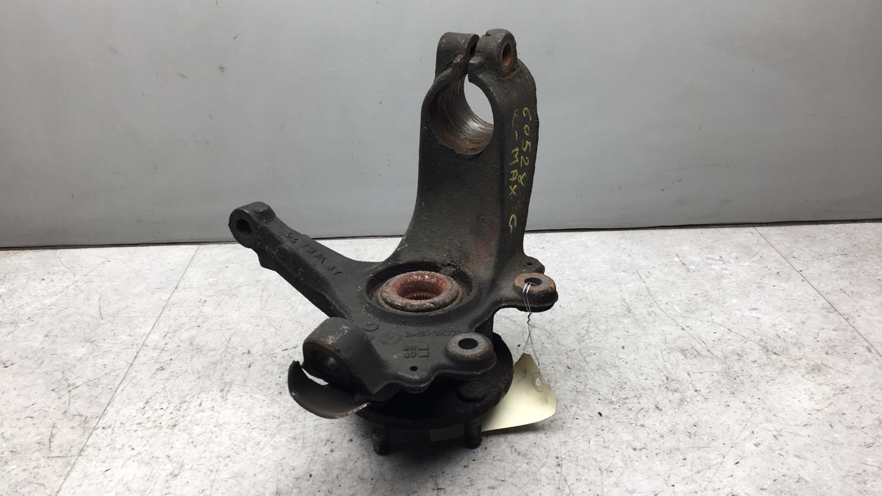 Fusee avant gauche FORD C-MAX 1 PHASE 2 Diesel - 1