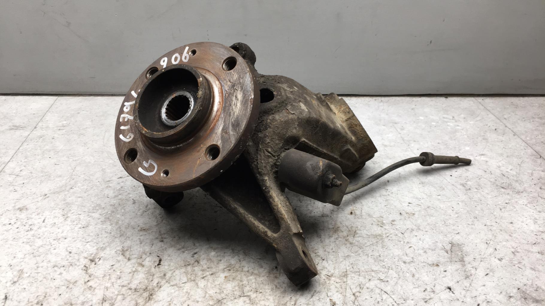 Fusee avant gauche PEUGEOT 206 PHASE 1 Diesel - 1