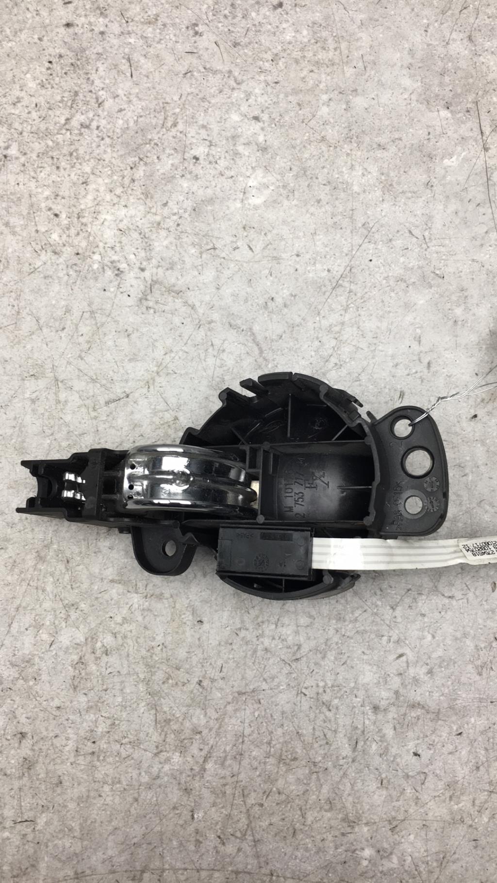 Maniglia interna anteriore sinistra MINI MINI 2 R56 PHASE 1 Diésel - 1