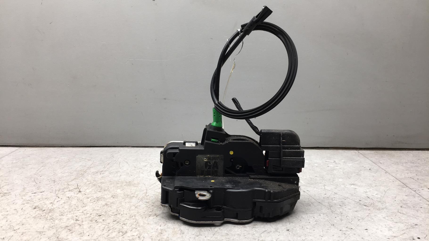 Serratura posteriore sinistra OPEL ASTRA J PHASE 1  - 1
