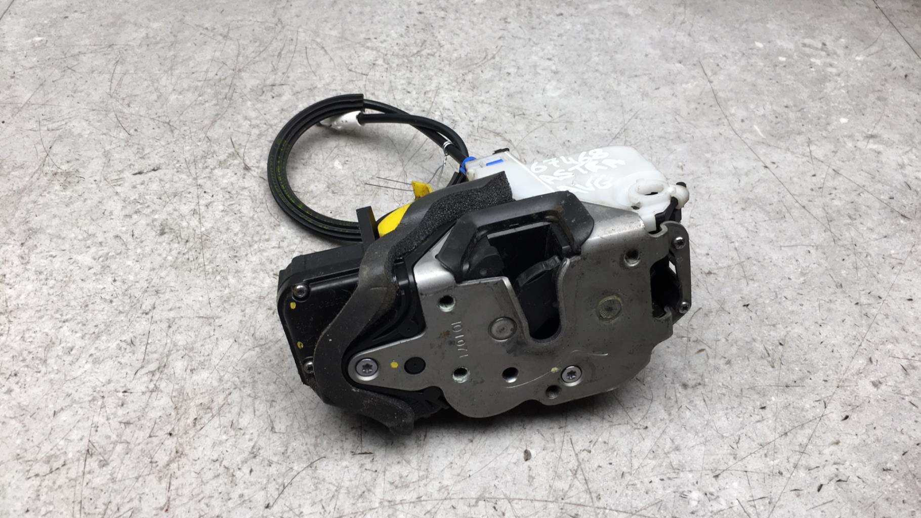 Serratura anteriore sinistra OPEL ASTRA J PHASE 1  - 1