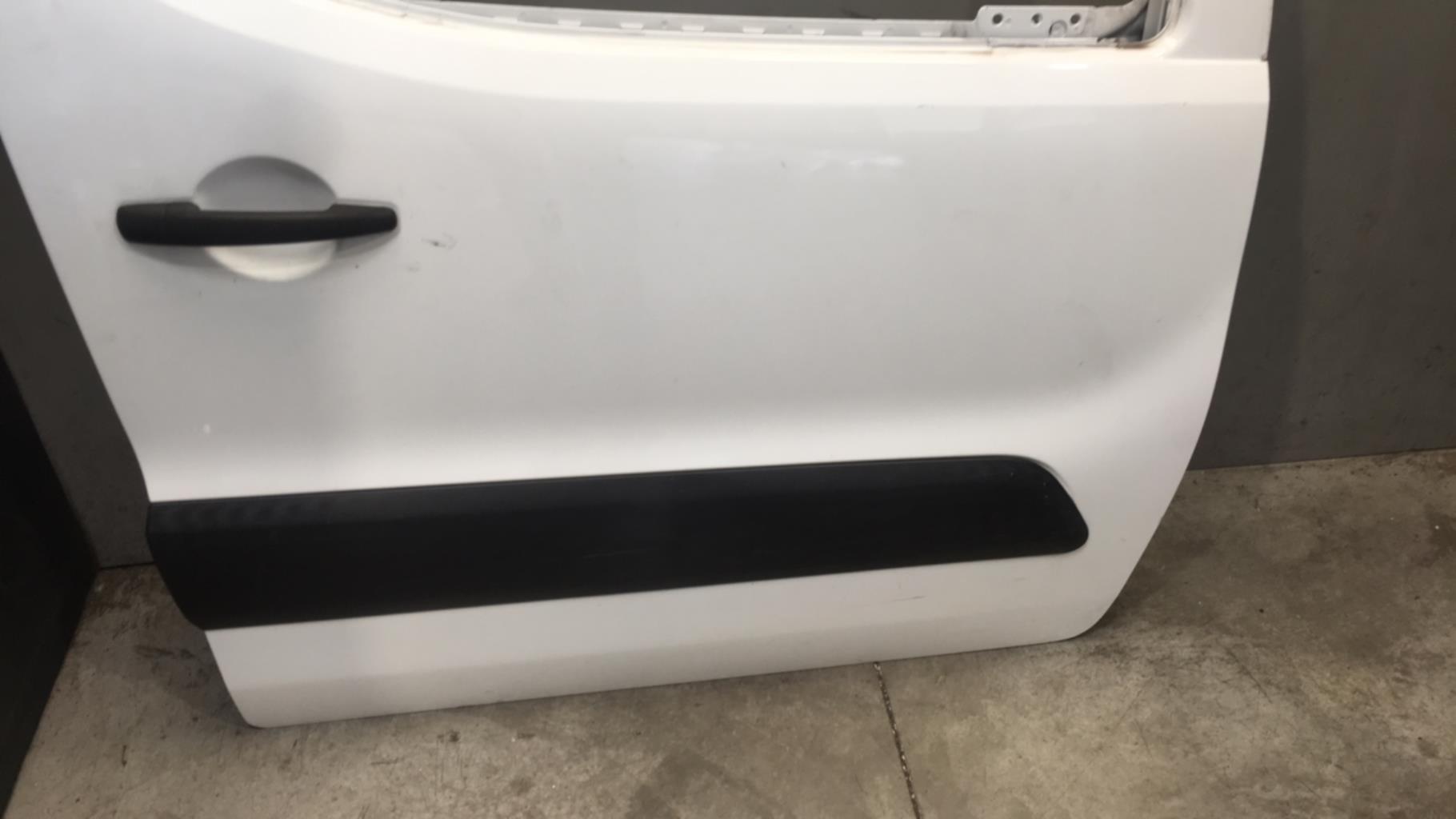 Porte avant droit CITROEN BERLINGO 2 PHASE 1  - 1