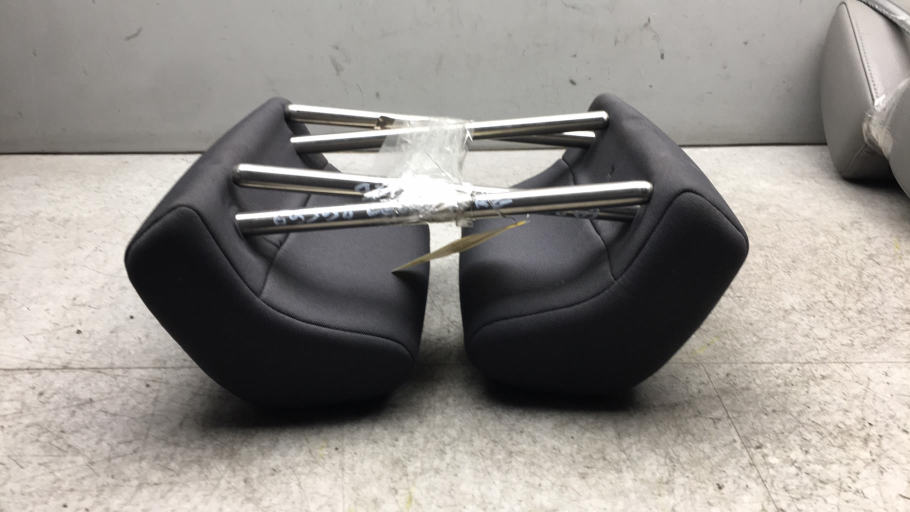 Appui tete arriere SEAT LEON 2 PHASE 2 Diesel - 1