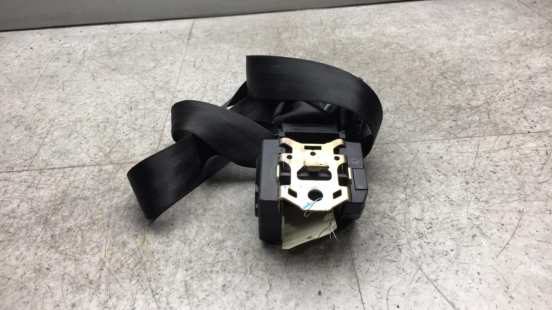 Aggancio cintura sicurezza posteriore sinistro AUDI A3 1 PHASE 1 Gasolina - 1