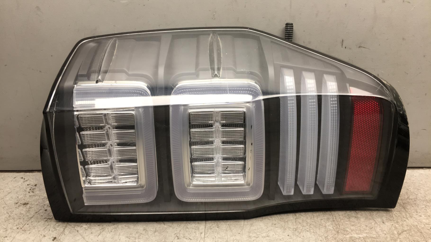 Fanale posteriore principale destro (luci) FORD RANGER 4 PHASE 2 Diésel - 1