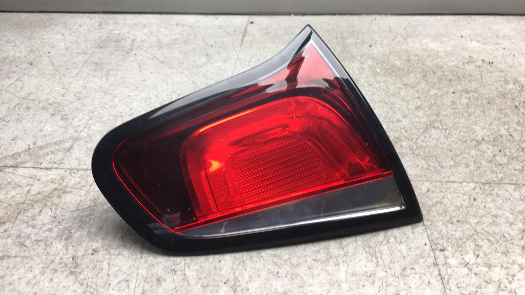 Feu arriere secondaire gauche (feux) CITROEN C3 2 PHASE 1 Diesel - 1