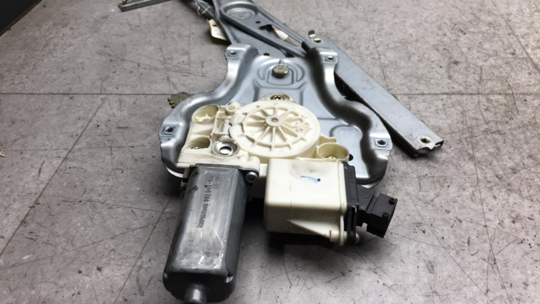 Alzacristalli elettrico anteriore destro TOYOTA COROLLA 10 PHASE 2 Diésel - 1