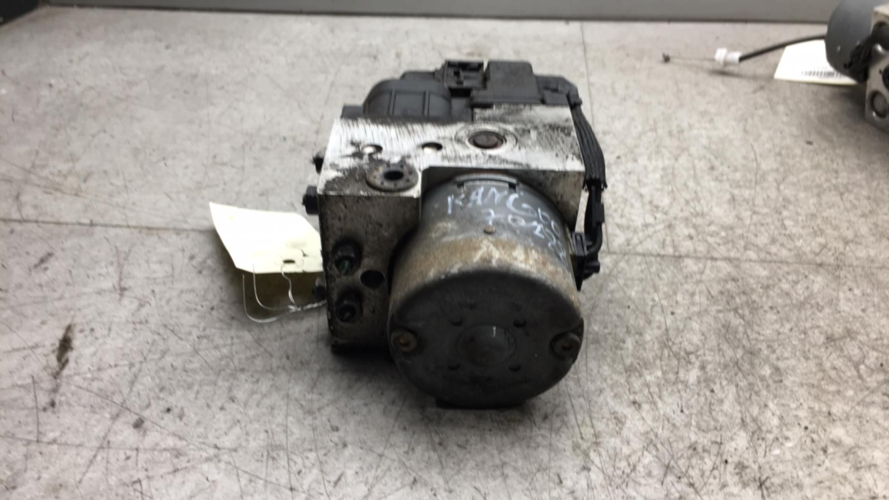 Bloc ABS (freins anti-blocage) RENAULT KANGOO 1 PHASE 1 Essence - 1