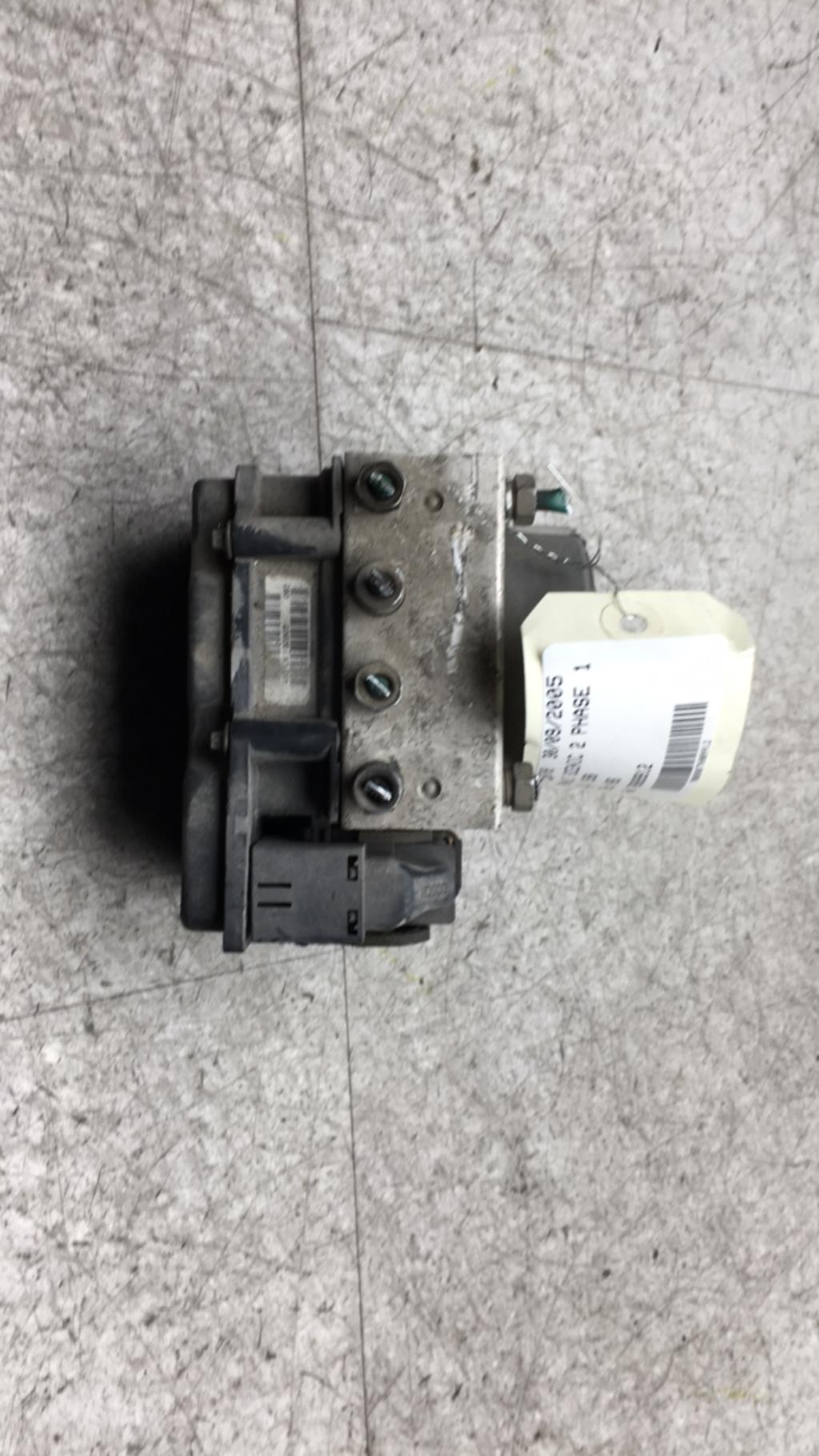 Bloc ABS (freins anti-blocage) RENAULT SCENIC 2 PHASE 1  - 1