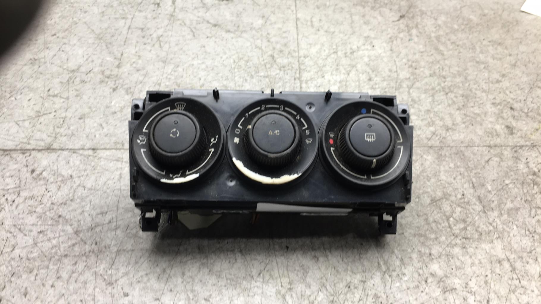Commande chauffage PEUGEOT 5008 1 PHASE 1 Diesel - 1