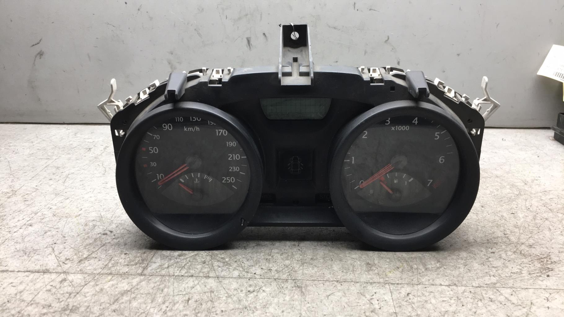 Compteur RENAULT MEGANE 2 PHASE 2 Essence - 1