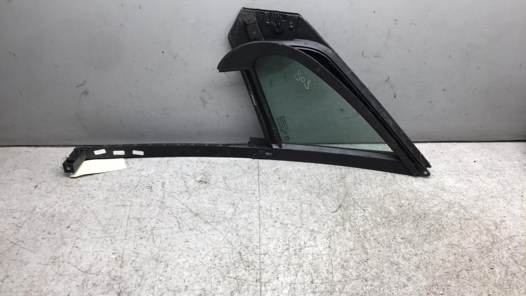 Vetro laterale fisso anteriore destro (portiera) PEUGEOT 208 1 PHASE 1  - 1