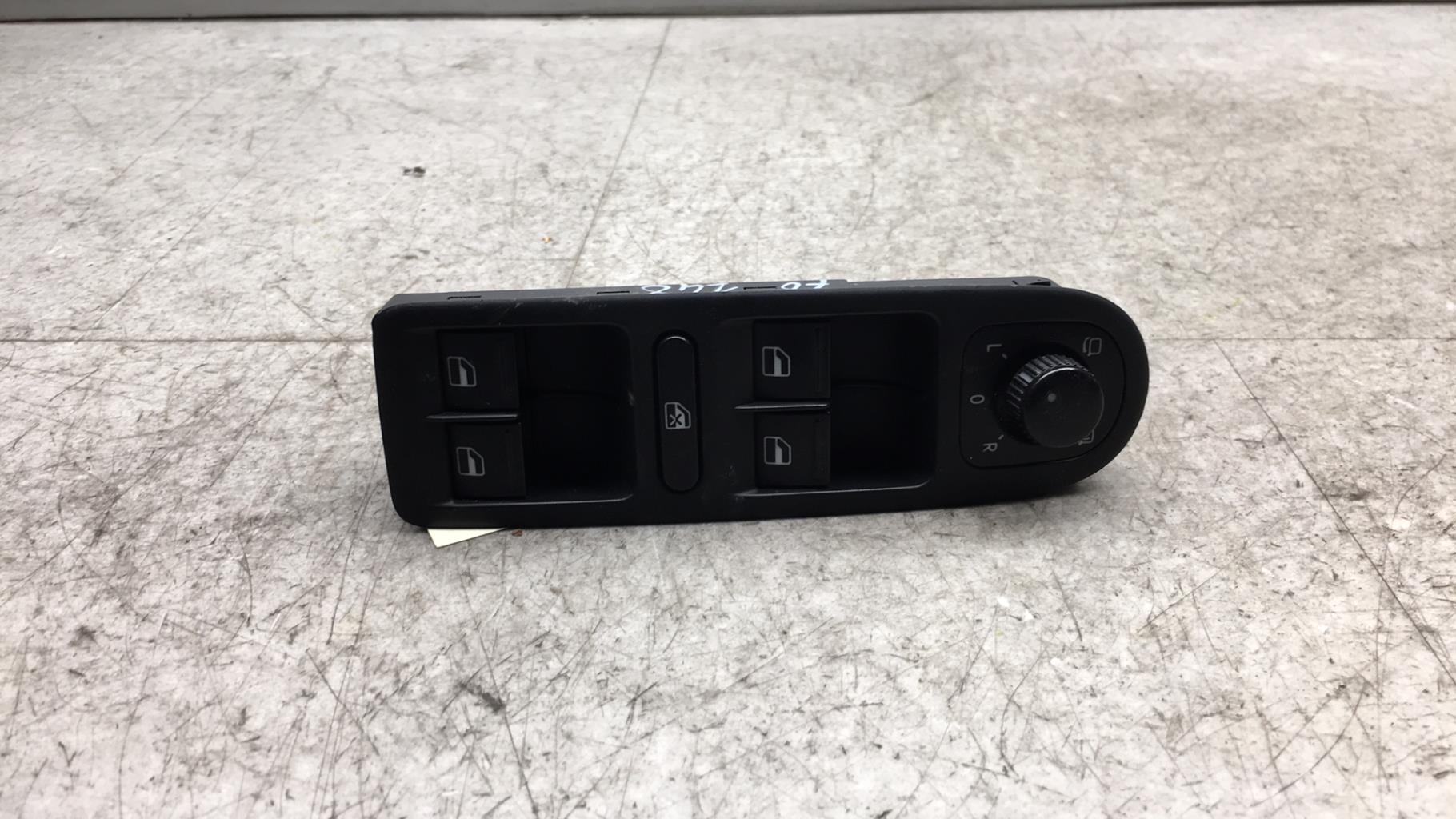 Interruttore lavacristalli anteriore sinistro VOLKSWAGEN GOLF 6  - 1