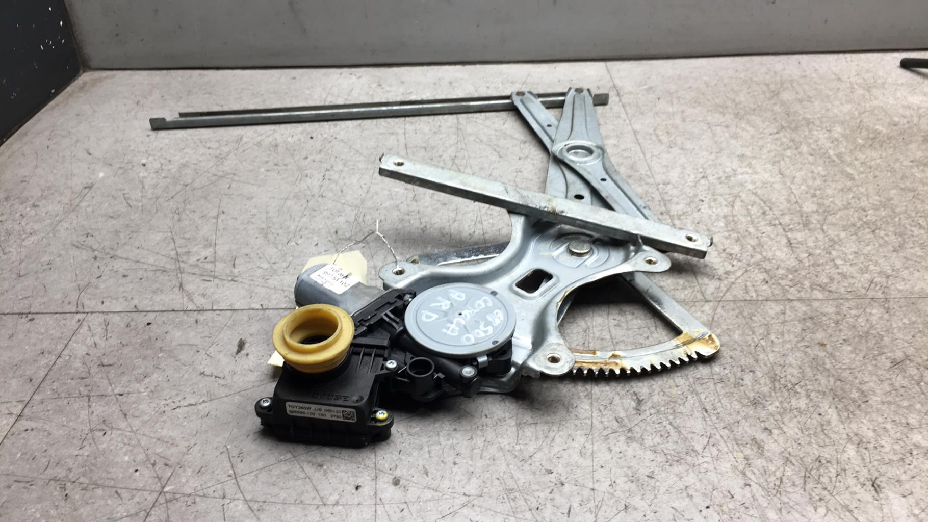 Alzacristalli elettrico posteriore destro TOYOTA COROLLA VERSO 2 PHASE 1  - 1