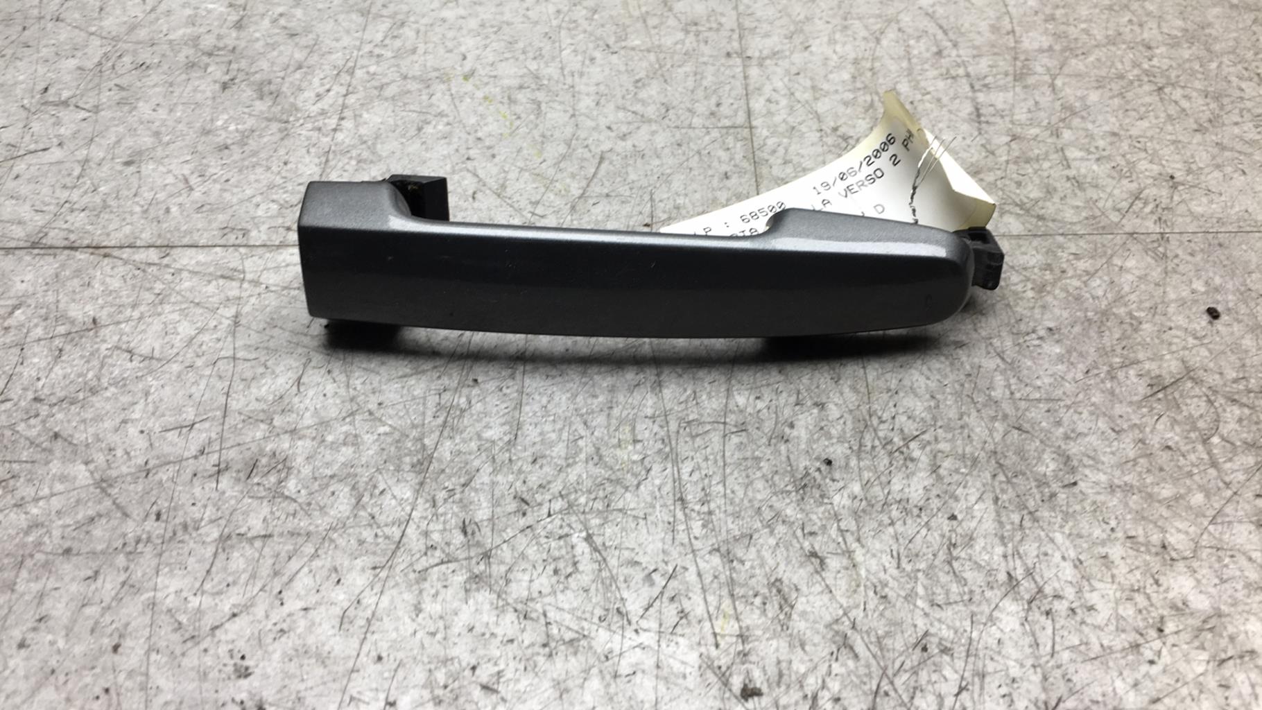 Maniglia portiera anteriore destra TOYOTA COROLLA VERSO 2 PHASE 1  - 1