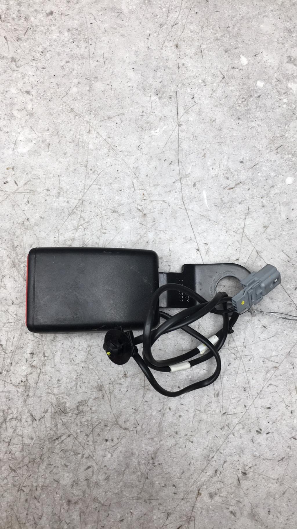 Aggancio cintura sicurezza anteriore destro DACIA SANDERO 2 PHASE 1  - 1