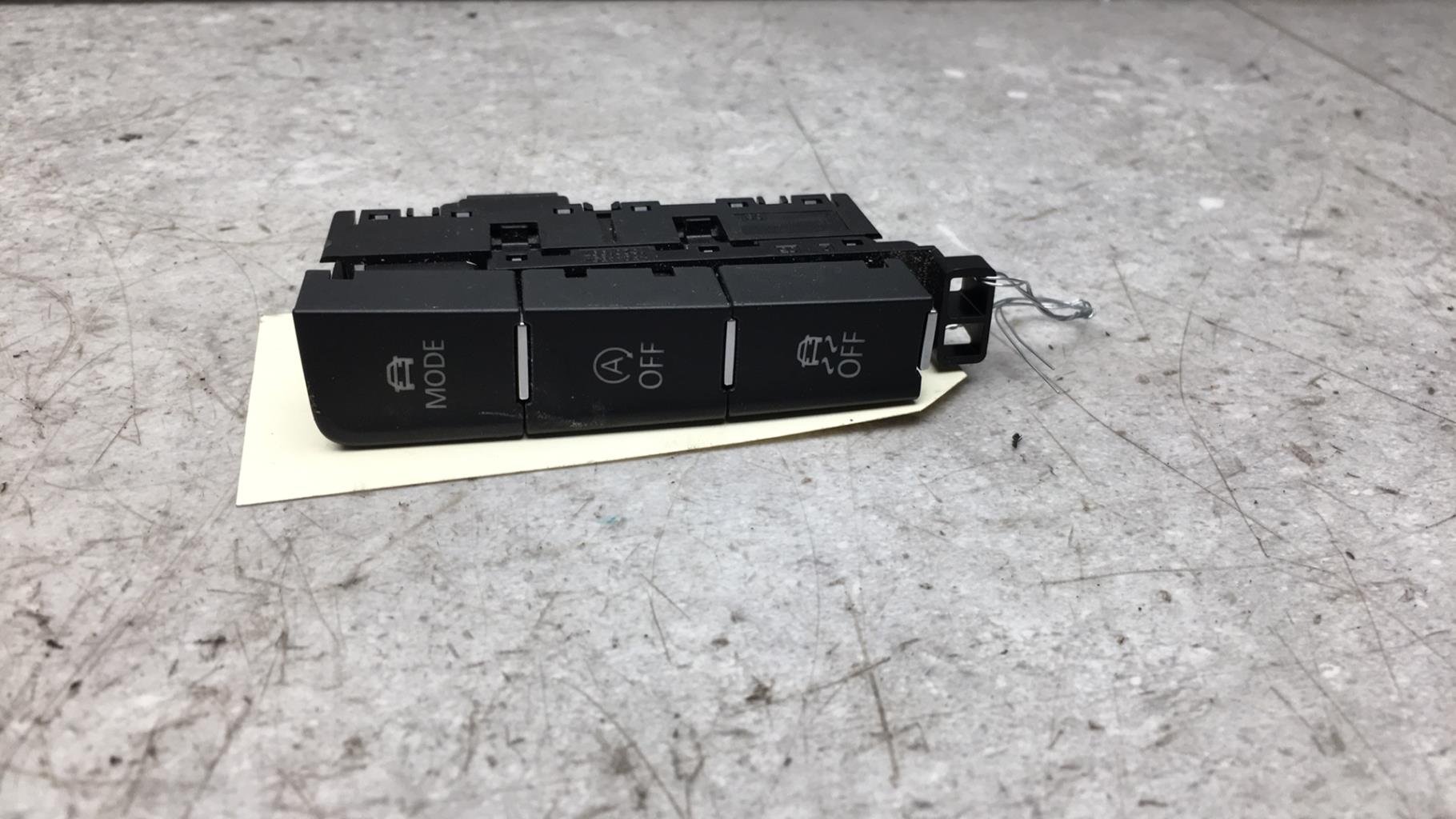 Bouton/Interrupteur VOLKSWAGEN GOLF 7 PHASE 1 Essence - 1