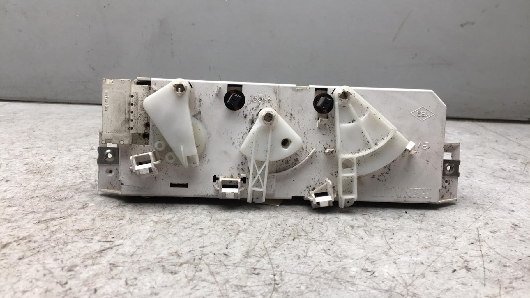 Commande chauffage RENAULT TWINGO 1 PHASE 2 Essence - 1