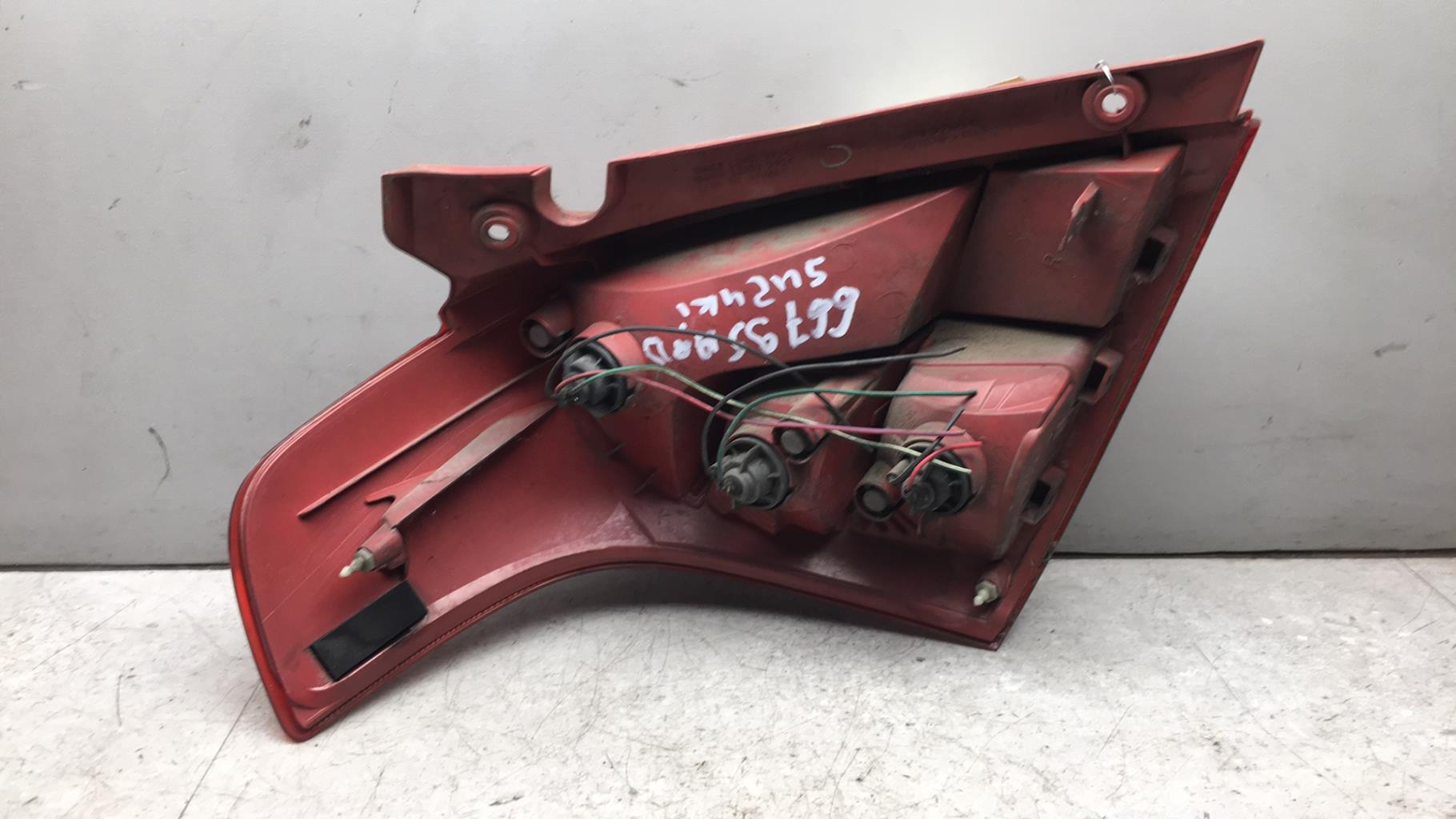 Fanale posteriore principale destro (luci) SUZUKI SWIFT 3  - 1
