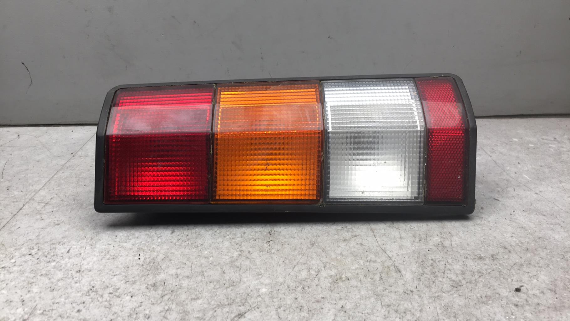 Fanale posteriore principale destro (luci) RENAULT EXPRESS PHASE 1  - 1