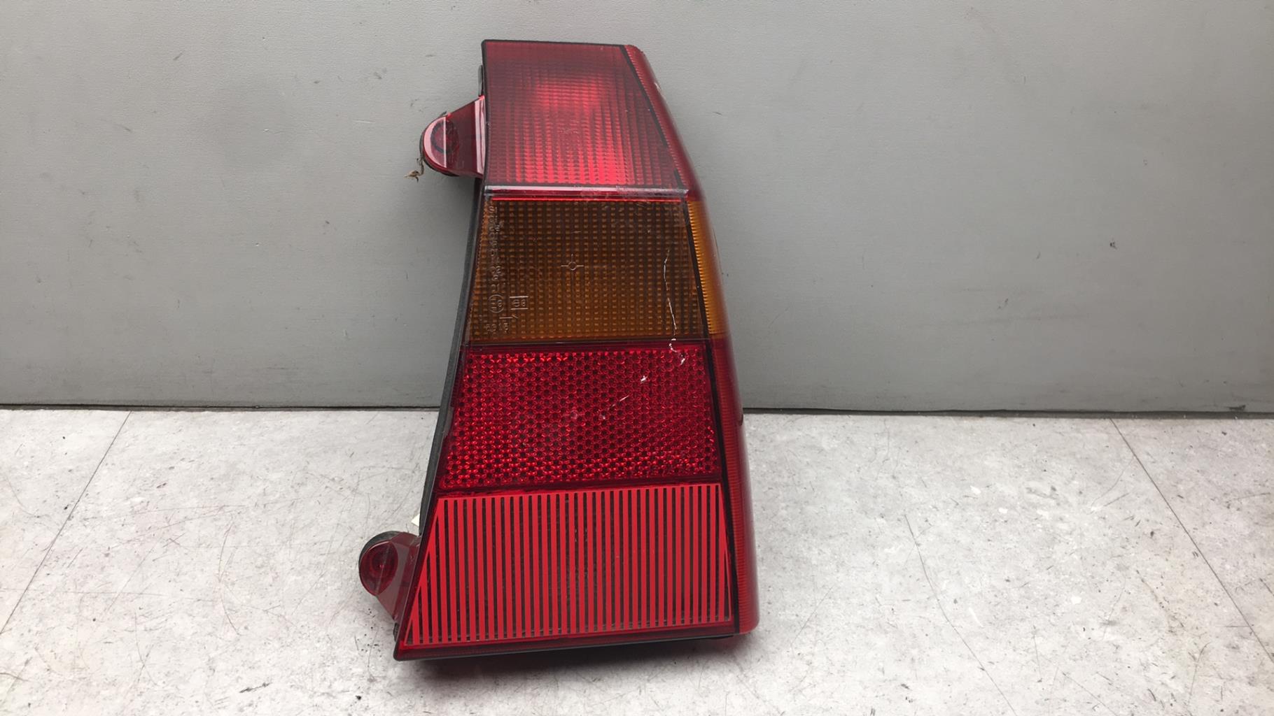 Fanale posteriore principale destro (luci) CITROEN AX PHASE 2  - 1
