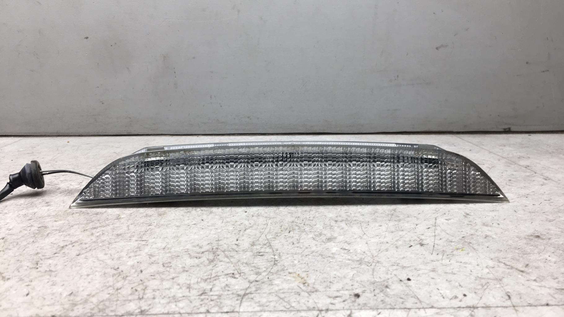 Luce stop centrale PEUGEOT 4007  - 1