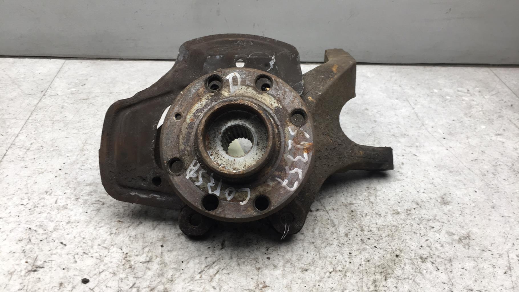 Fusee avant droit OPEL CORSA B PHASE 2 Essence - 1