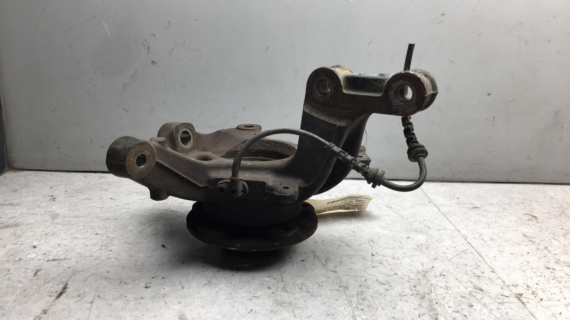 Fusee avant droit RENAULT SCENIC 3 PHASE 1 Diesel - 1