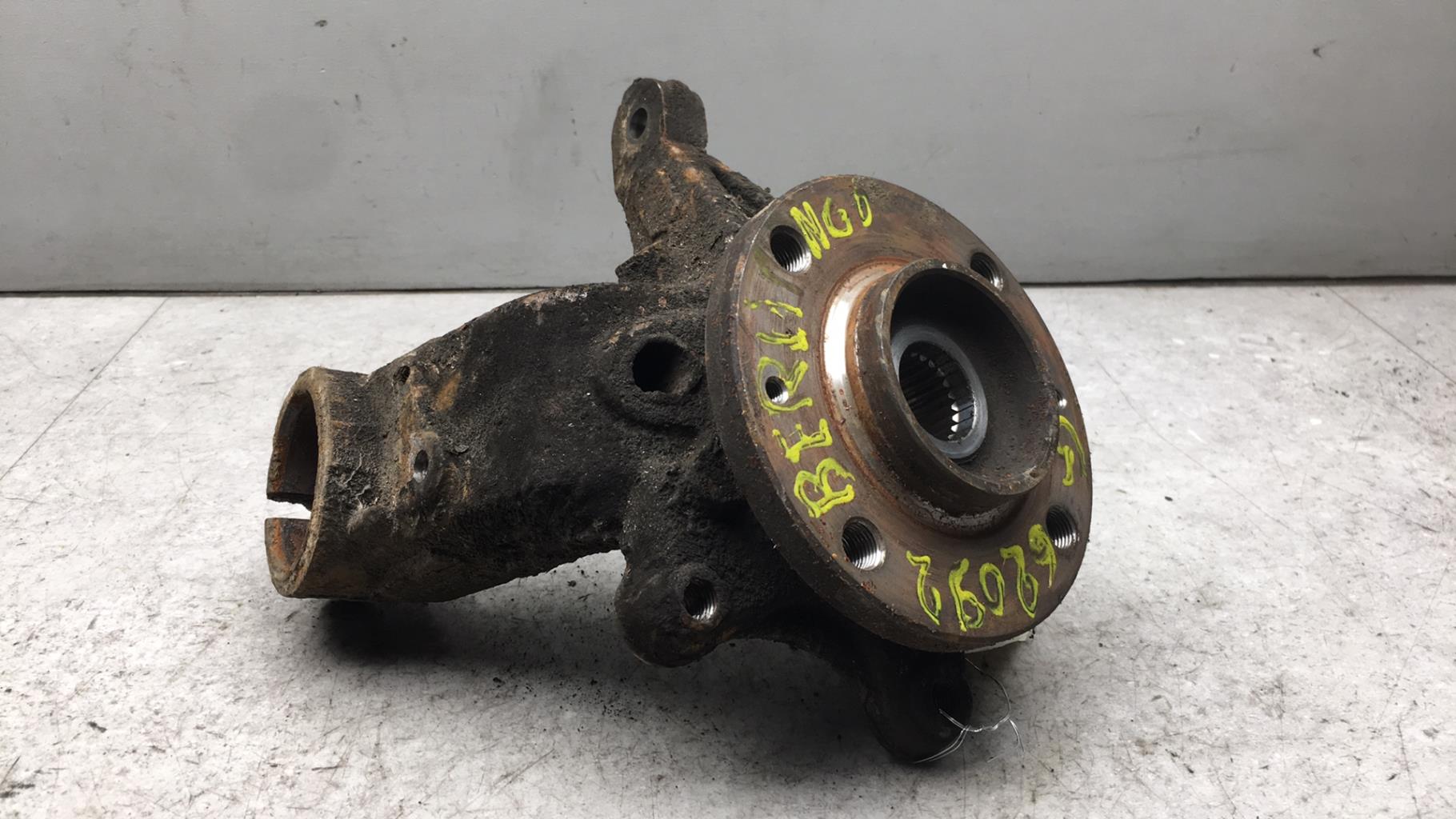 Fusee avant gauche CITROEN BERLINGO 1 PHASE 2 Diesel - 1
