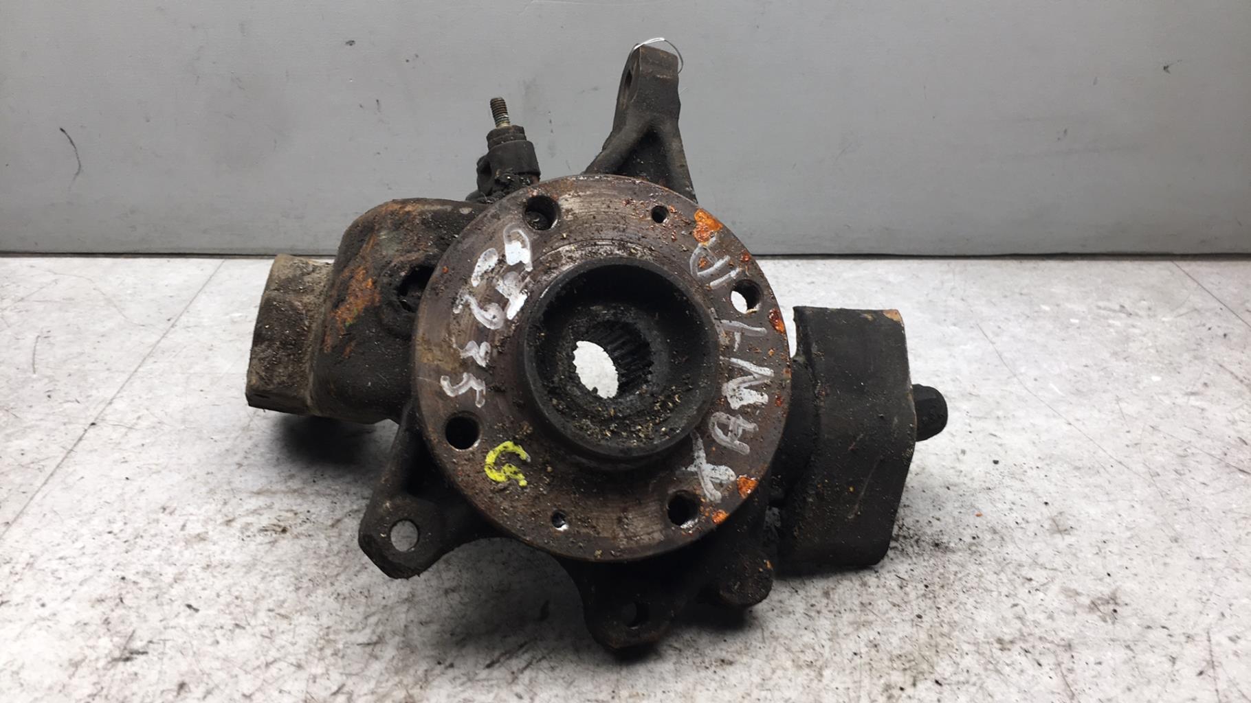 Fusee avant gauche CITROEN XANTIA PHASE 1 Diesel - 1