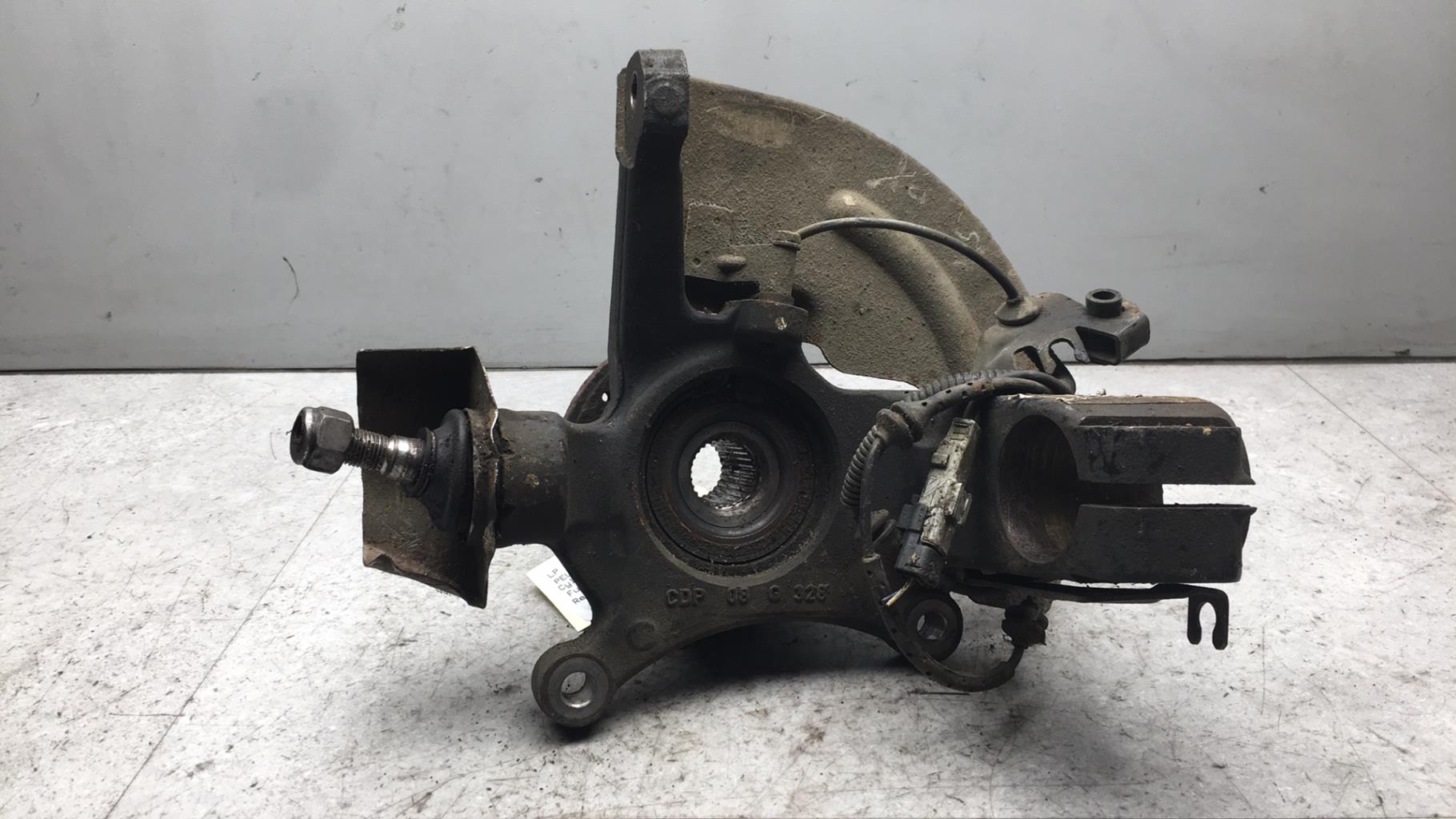 Fusee avant gauche PEUGEOT 607 PHASE 2 Diesel - 1