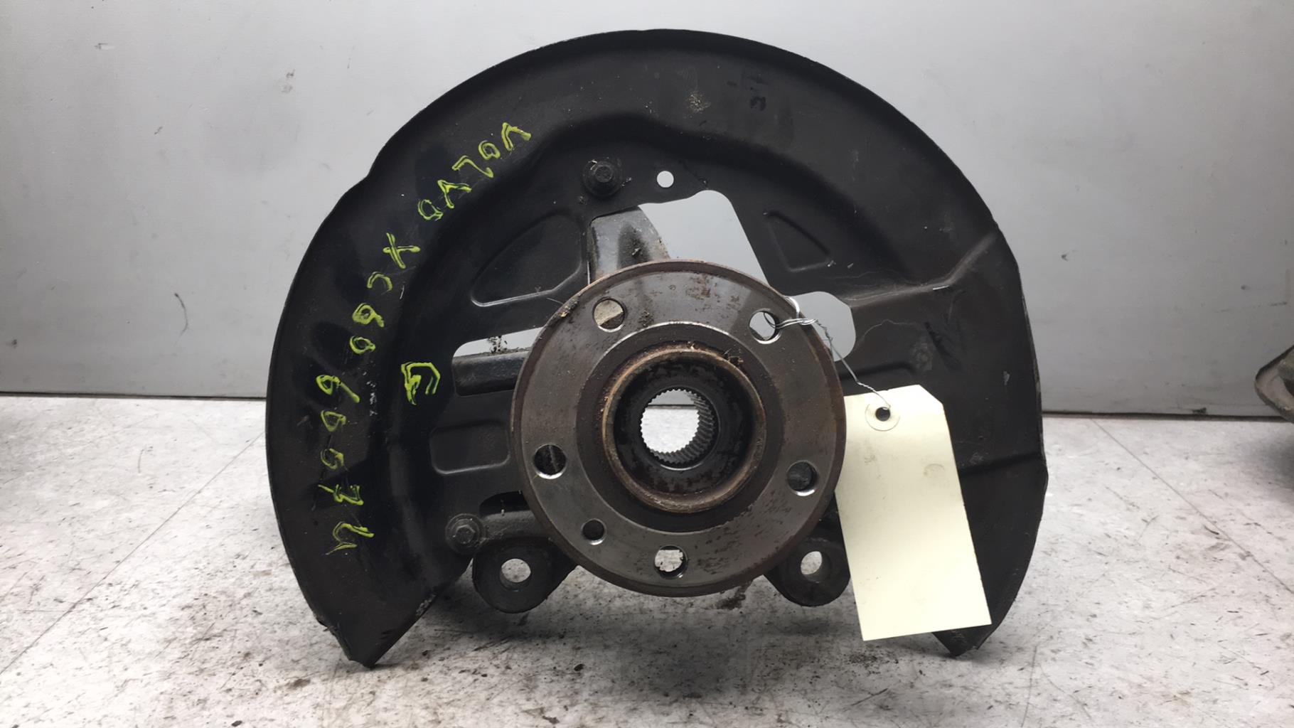 Fusee avant gauche VOLVO XC 60 1 PHASE 1 Diesel - 1