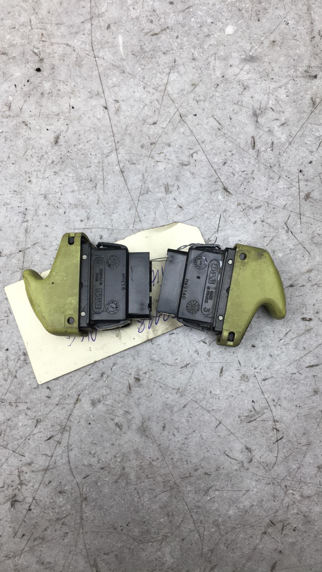 Interruttore lavacristalli anteriore sinistro RENAULT TWINGO 1 PHASE 2  - 1