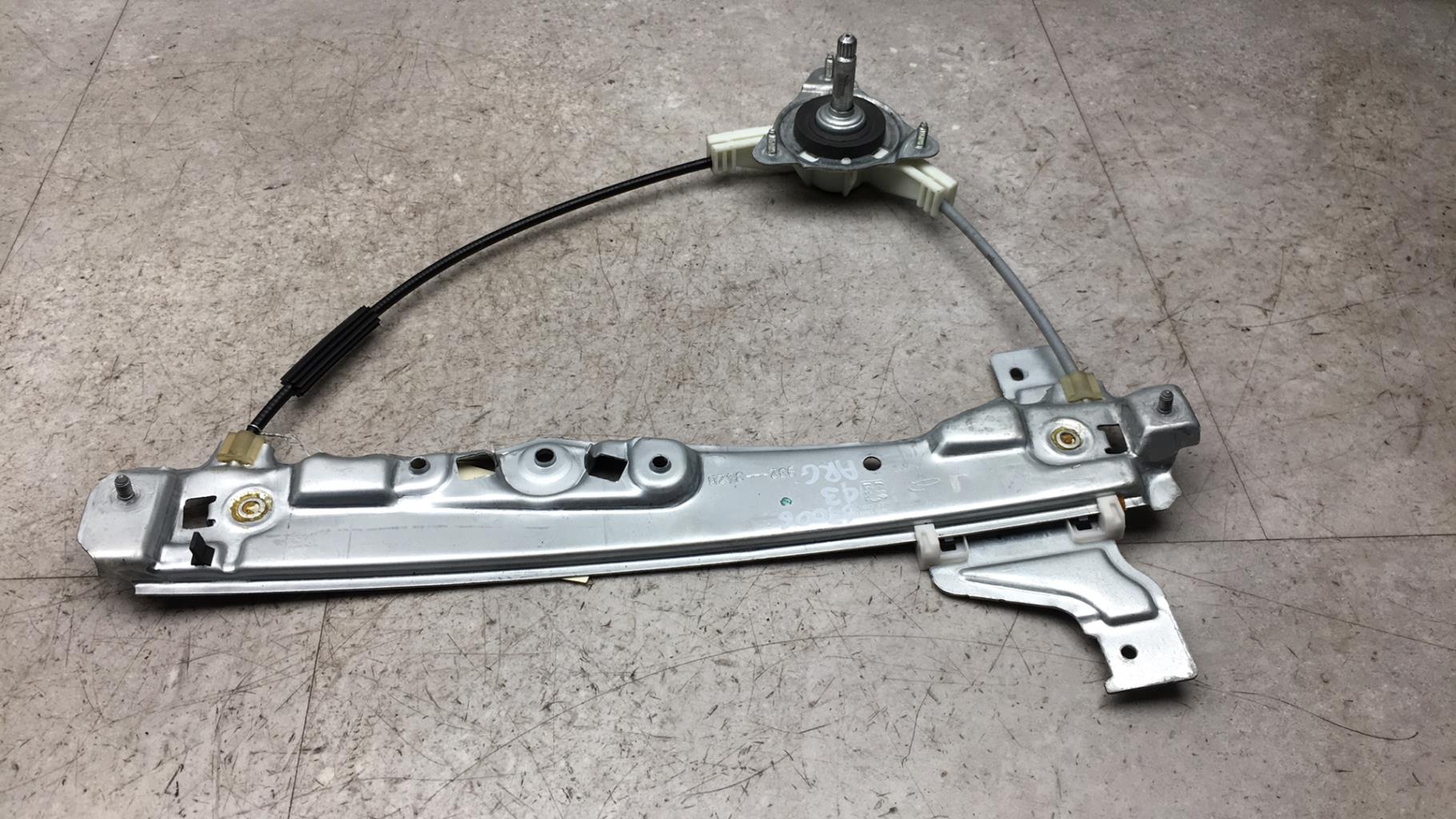 Alzacristalli manuale posteriore sinistro CITROEN C3 3 PHASE 1 Gasolina - 1