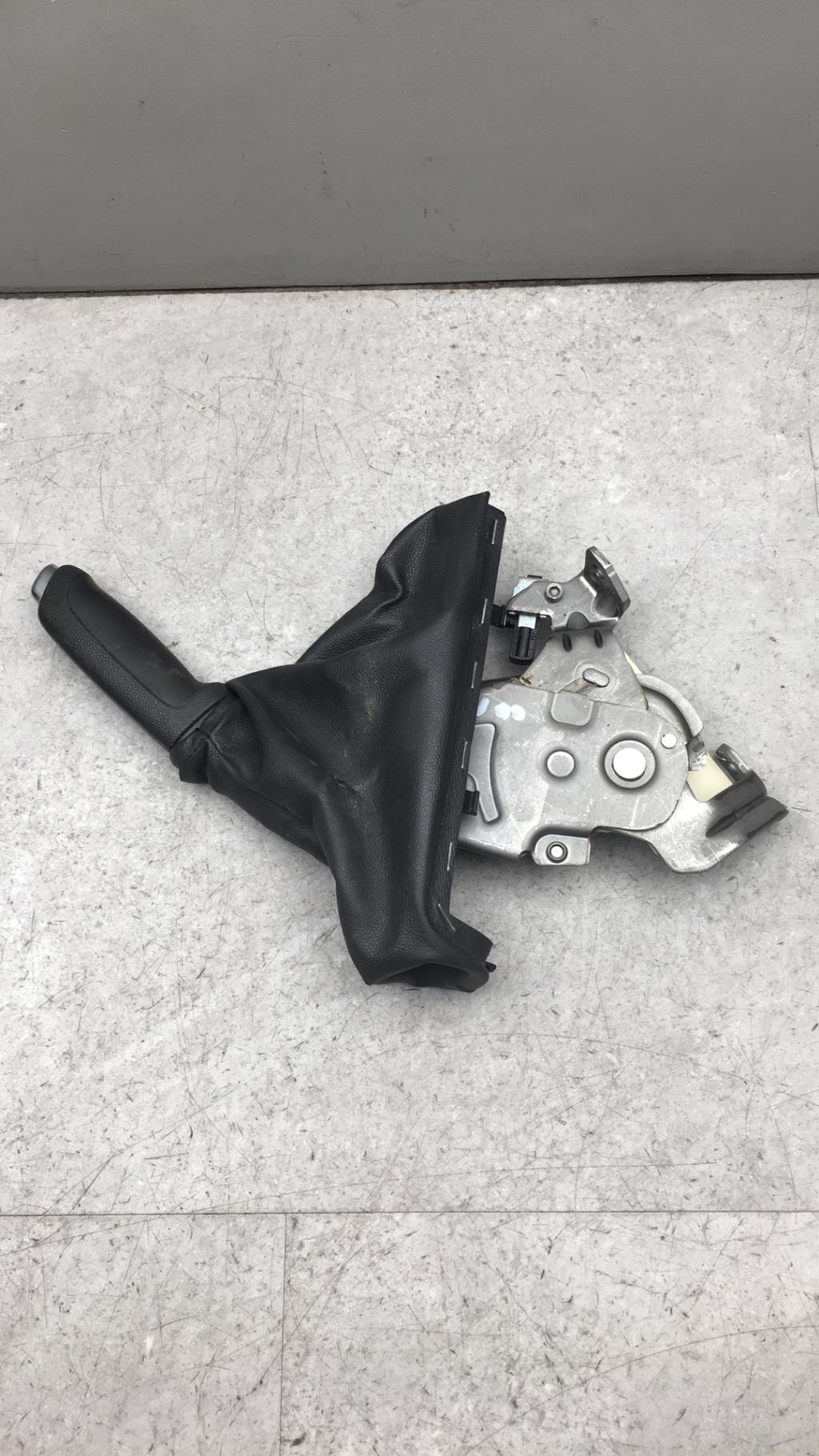 Levier frein à main OPEL CORSA D PHASE 1 Diesel - 1