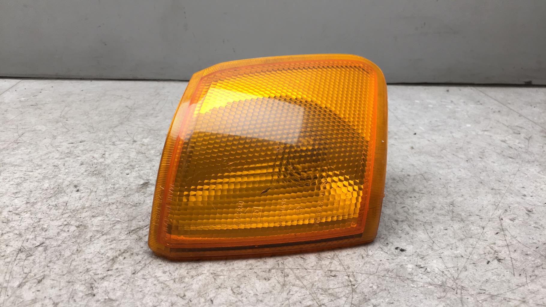 Gruppo ottico anteriore secondario destro (luci)(freccia) FORD FIESTA 3 PHASE 1  - 1