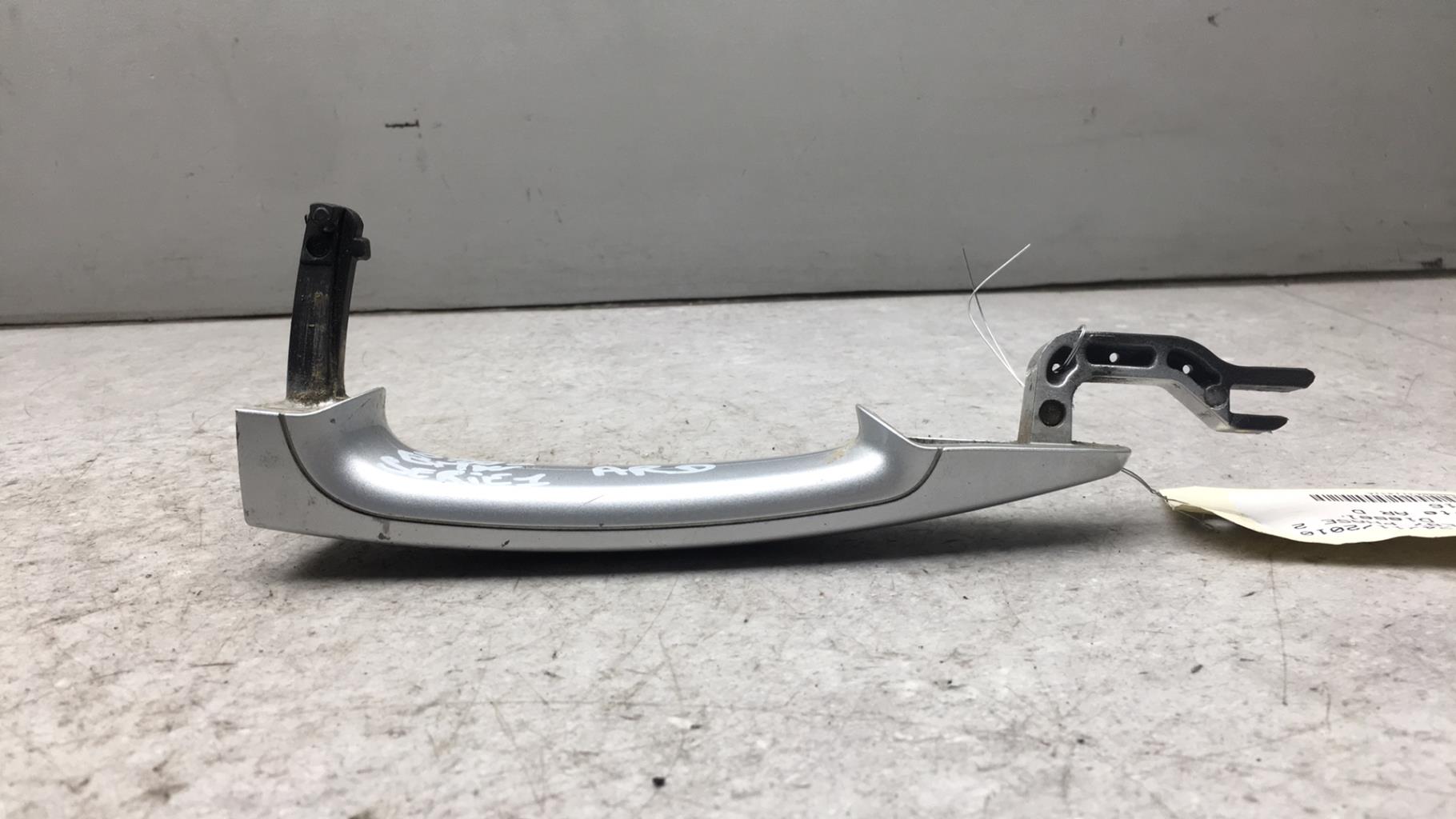 Maniglia portiera posteriore destra BMW SERIE 1 E87 PHASE 2 Diésel - 1