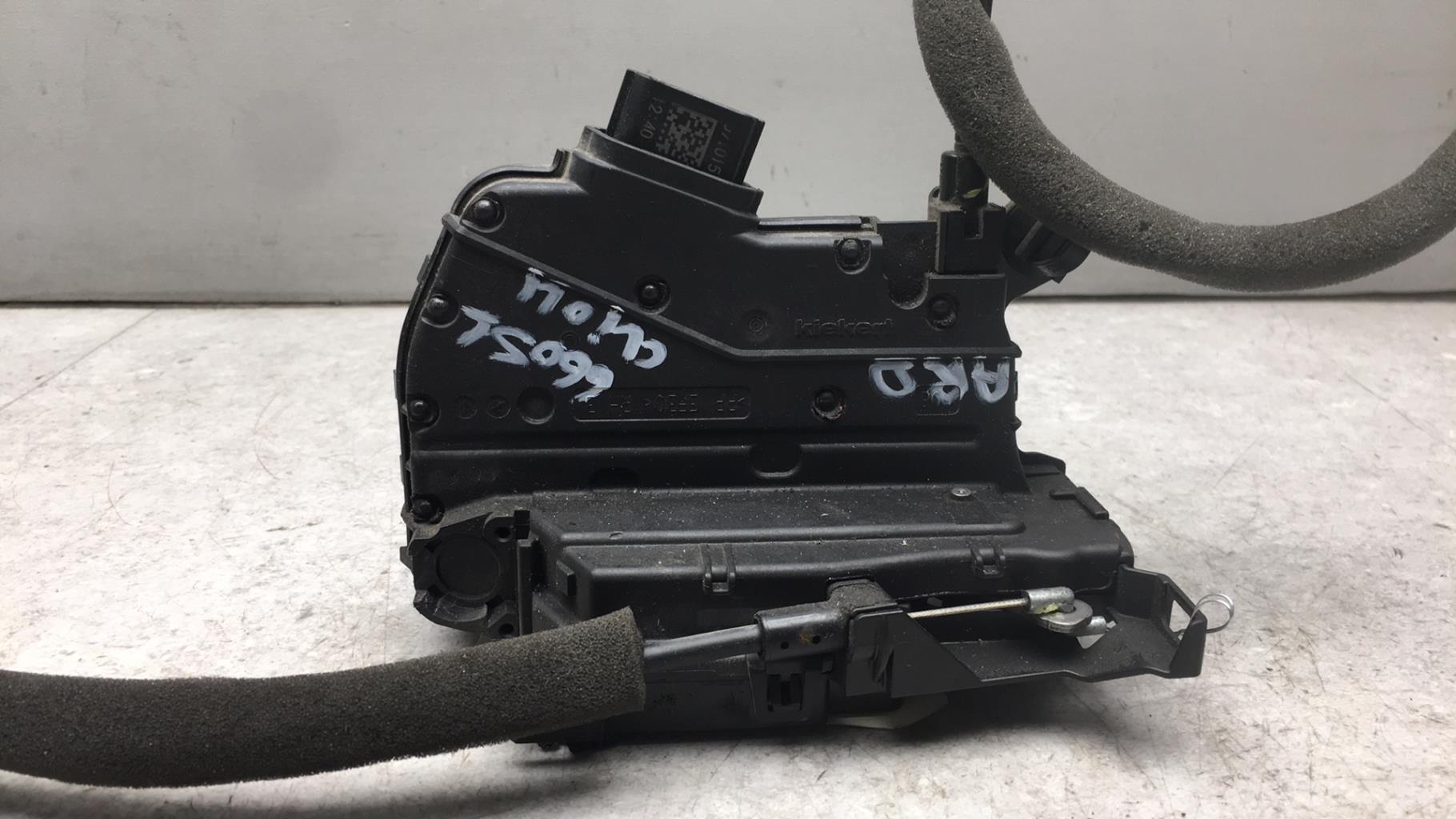 Serrure arriere droit RENAULT CLIO 4 PHASE 1 Diesel - 1
