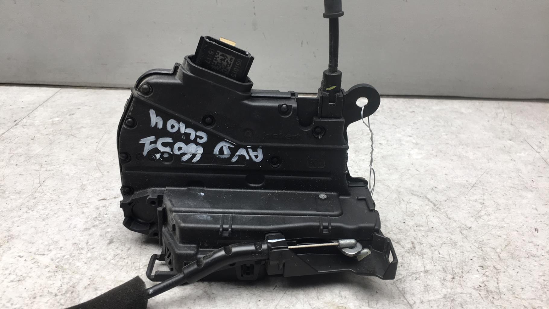 Serrure avant droit RENAULT CLIO 4 PHASE 1 Diesel - 1
