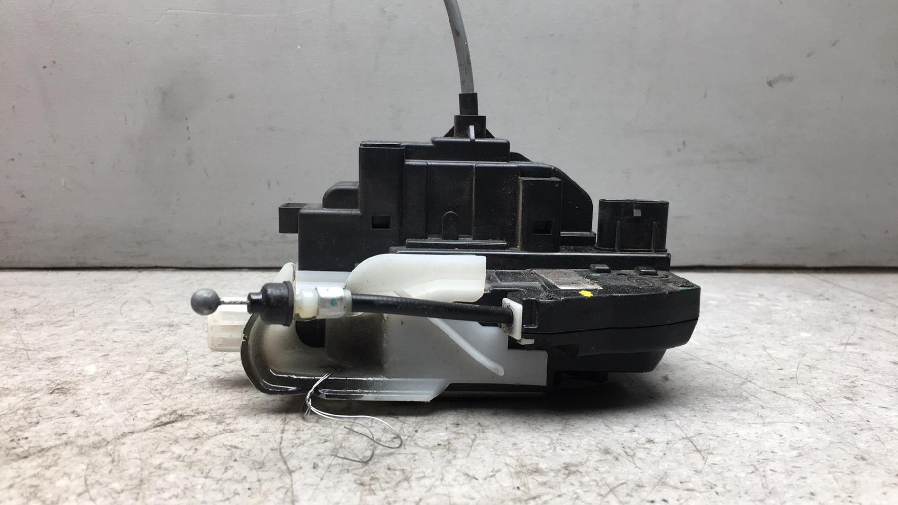 Serrure avant droit KIA PRO-CEED 1 PHASE 1 Diesel - 1