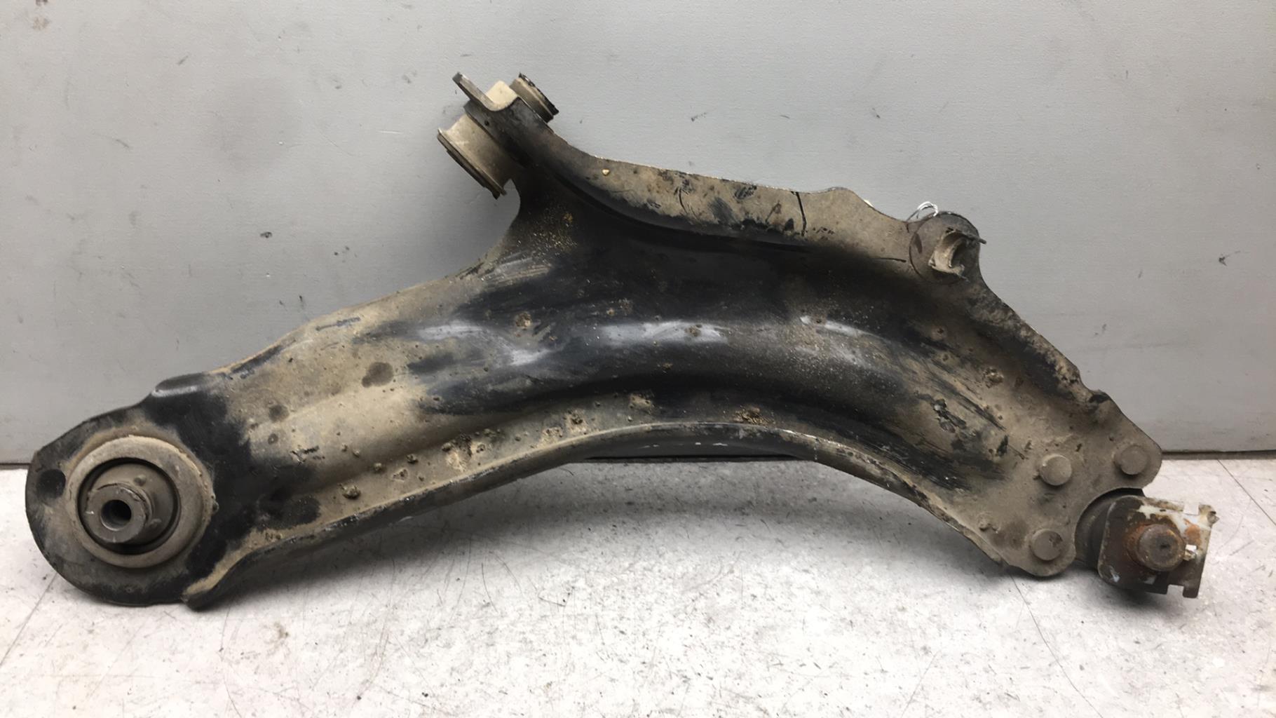 Triangle avant droit RENAULT KANGOO 2 PHASE 1 Diesel - 1