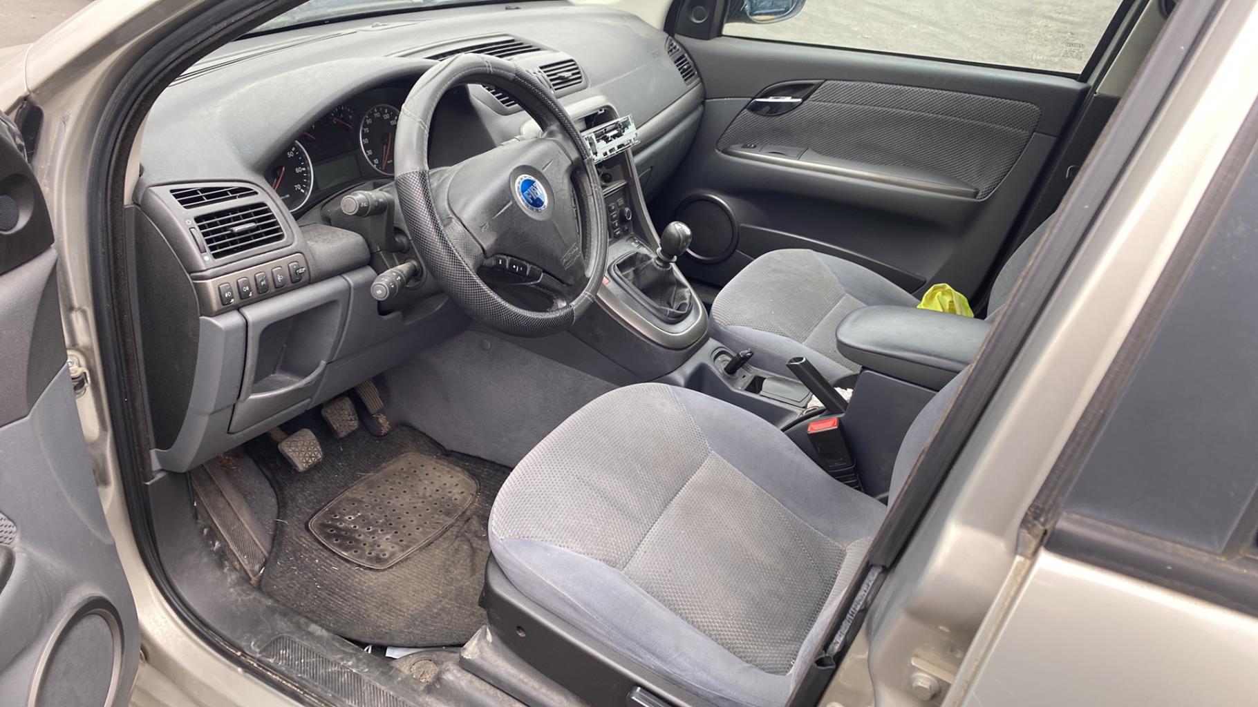 Capot FIAT CROMA 2 PHASE 1 BREAK Diesel - 1