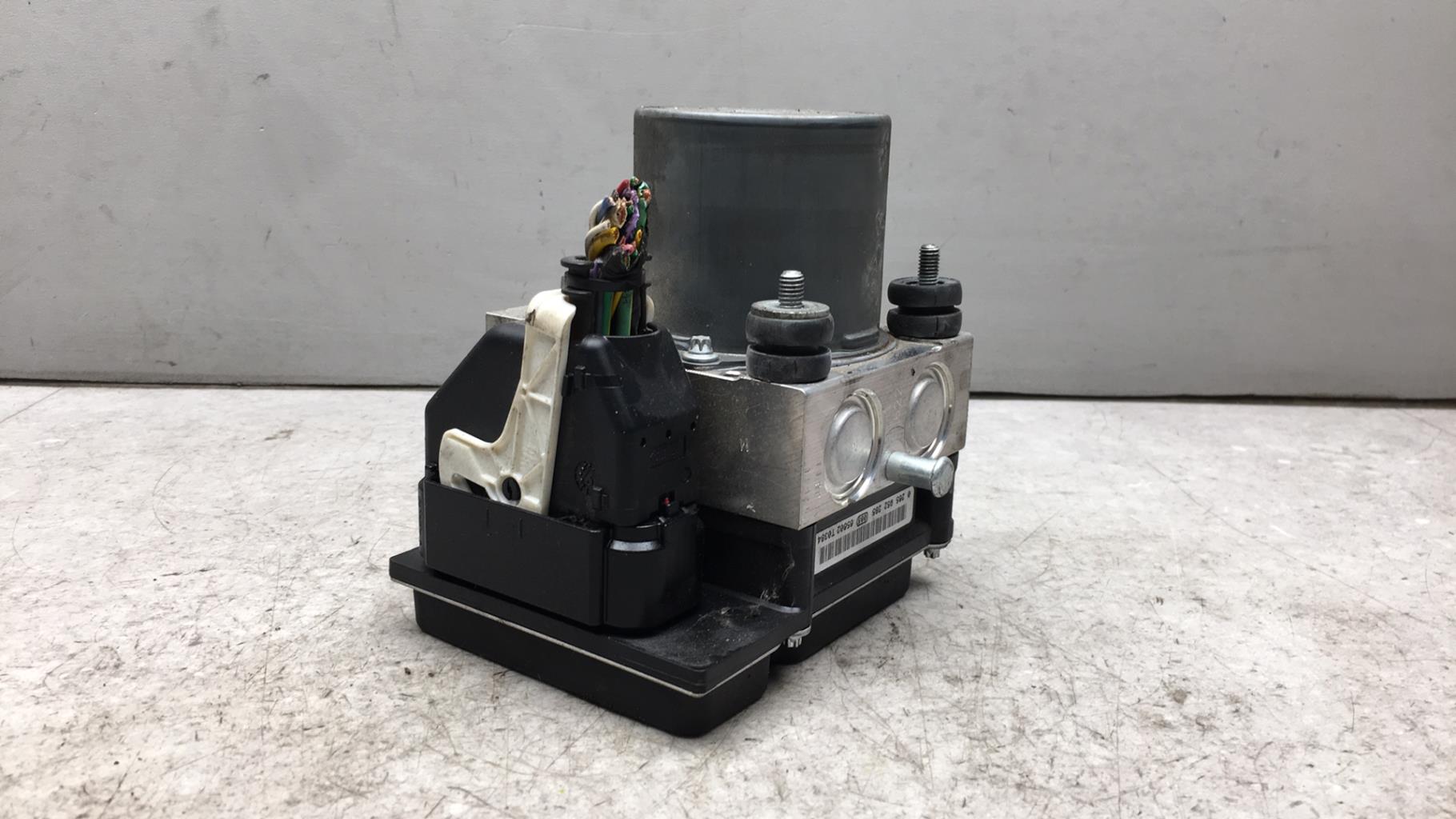 Bloc ABS (freins anti-blocage) CITROEN C5 2 BREAK Diesel - 1