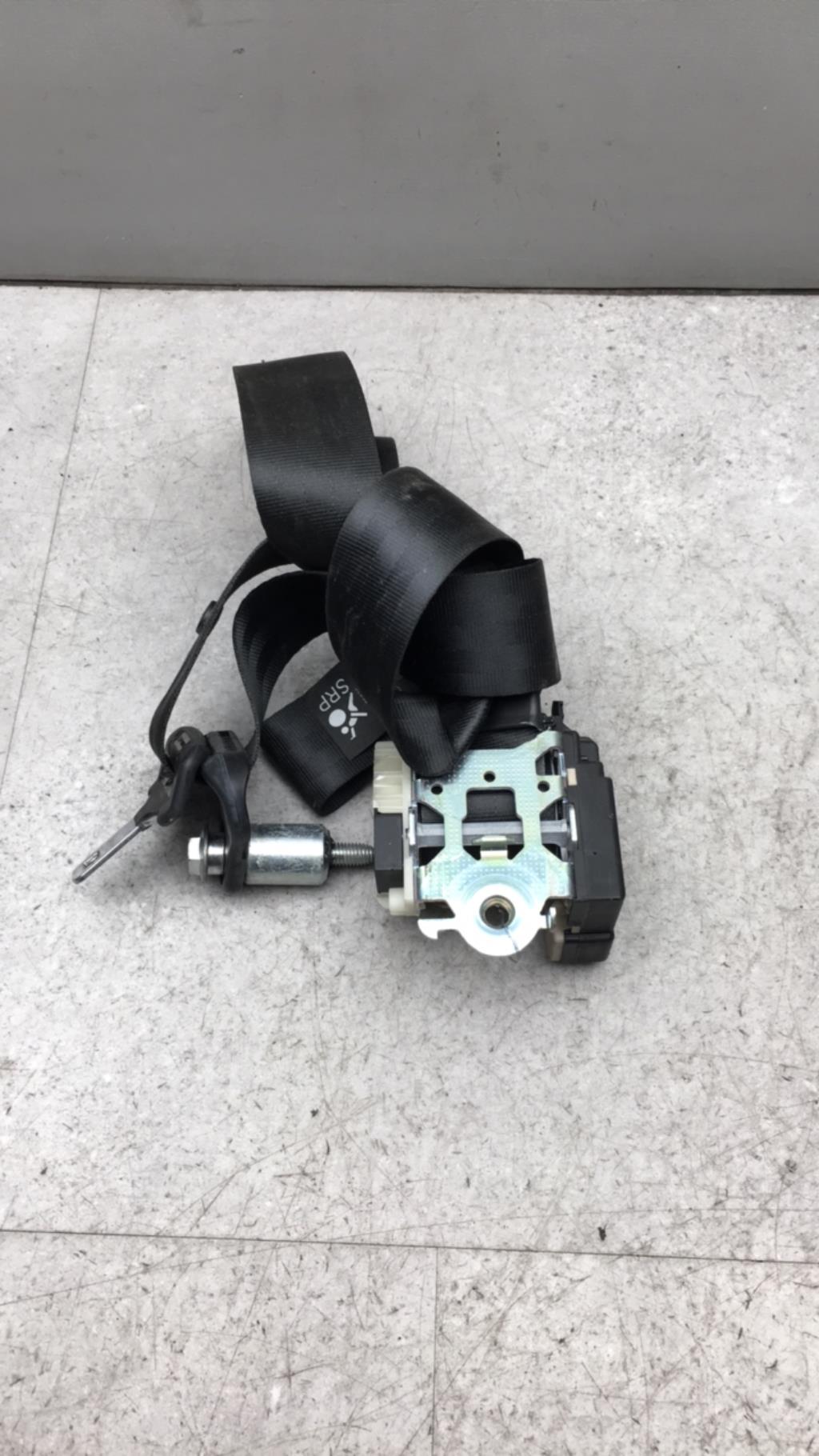 Ceinture avant droit RENAULT TWINGO 2 PHASE 2 Essence - 1