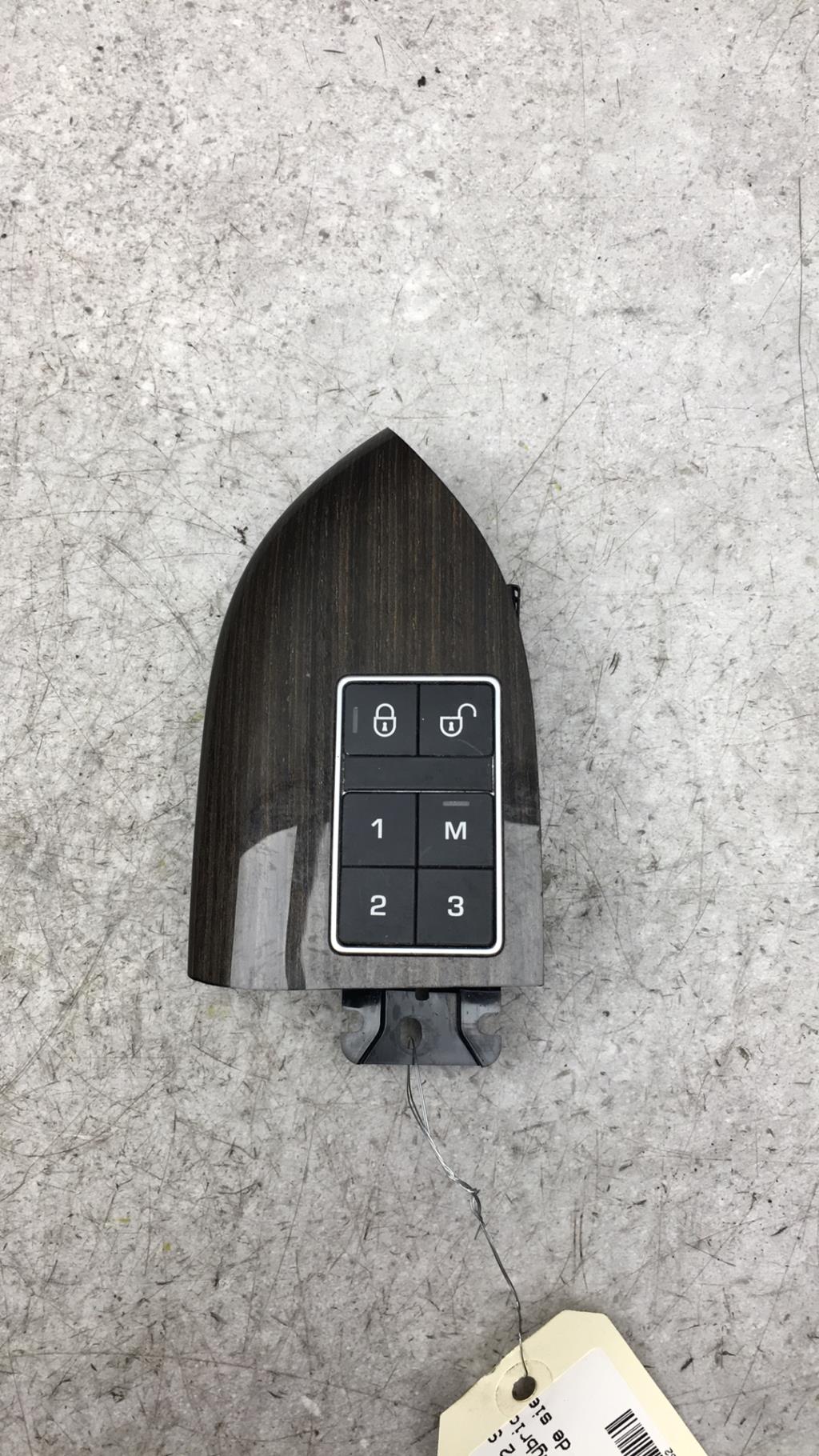 Commande de reglage de siege LAND ROVER RANGE ROVER 2 SPORT PHASE 1 Diesel/Hybride - 1