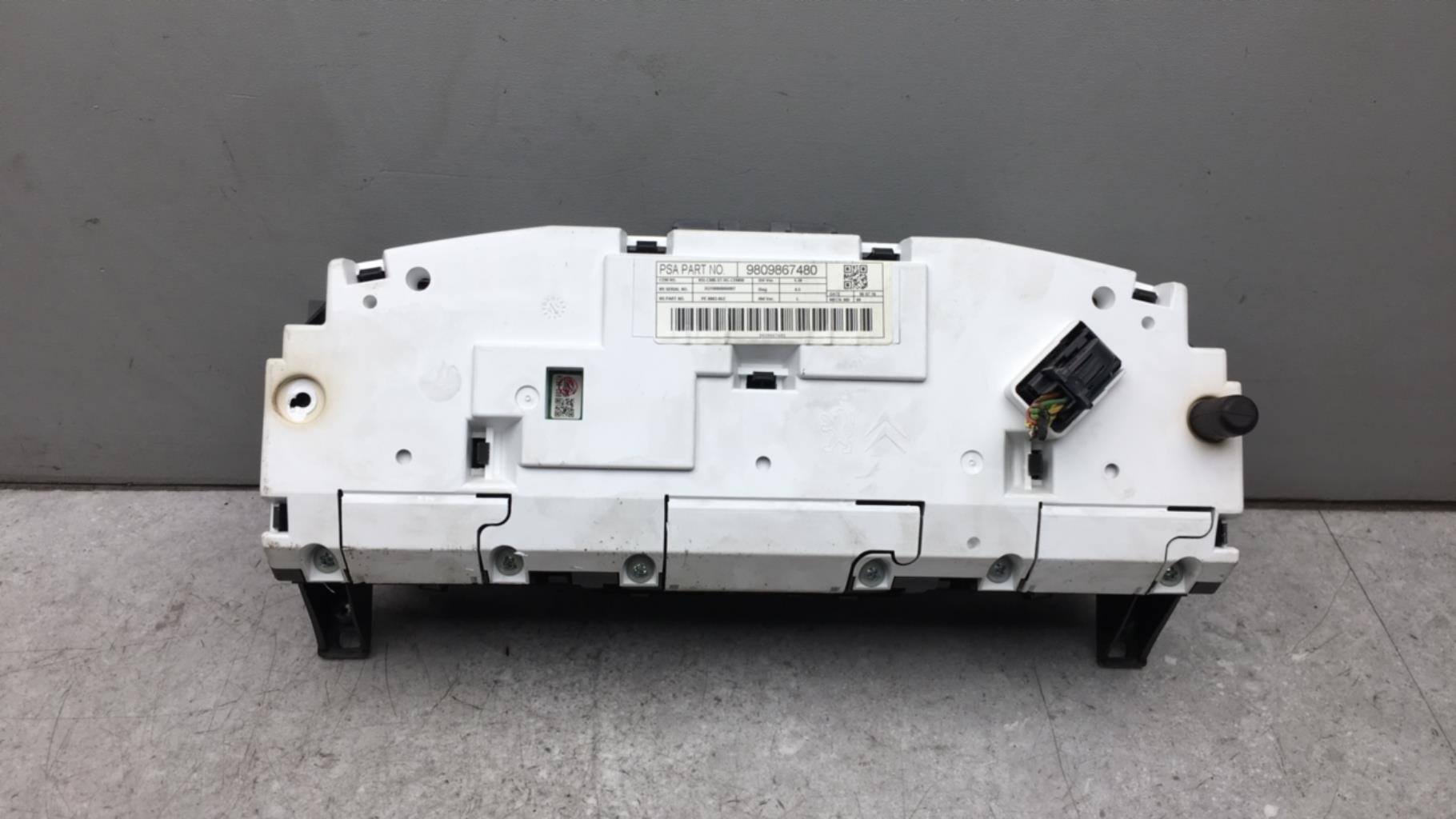 Compteur CITROEN C5 2 BREAK Diesel - 1