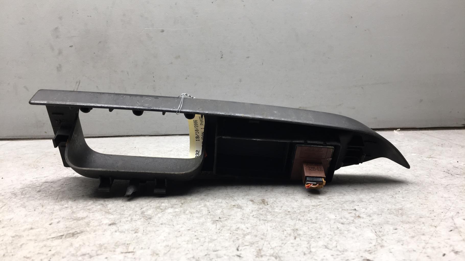 Interruttore lavacristalli anteriore sinistro VOLKSWAGEN TOURAN 1 PHASE 1  - 1